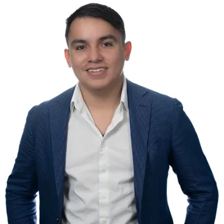 Giovanni Robayo Headshot